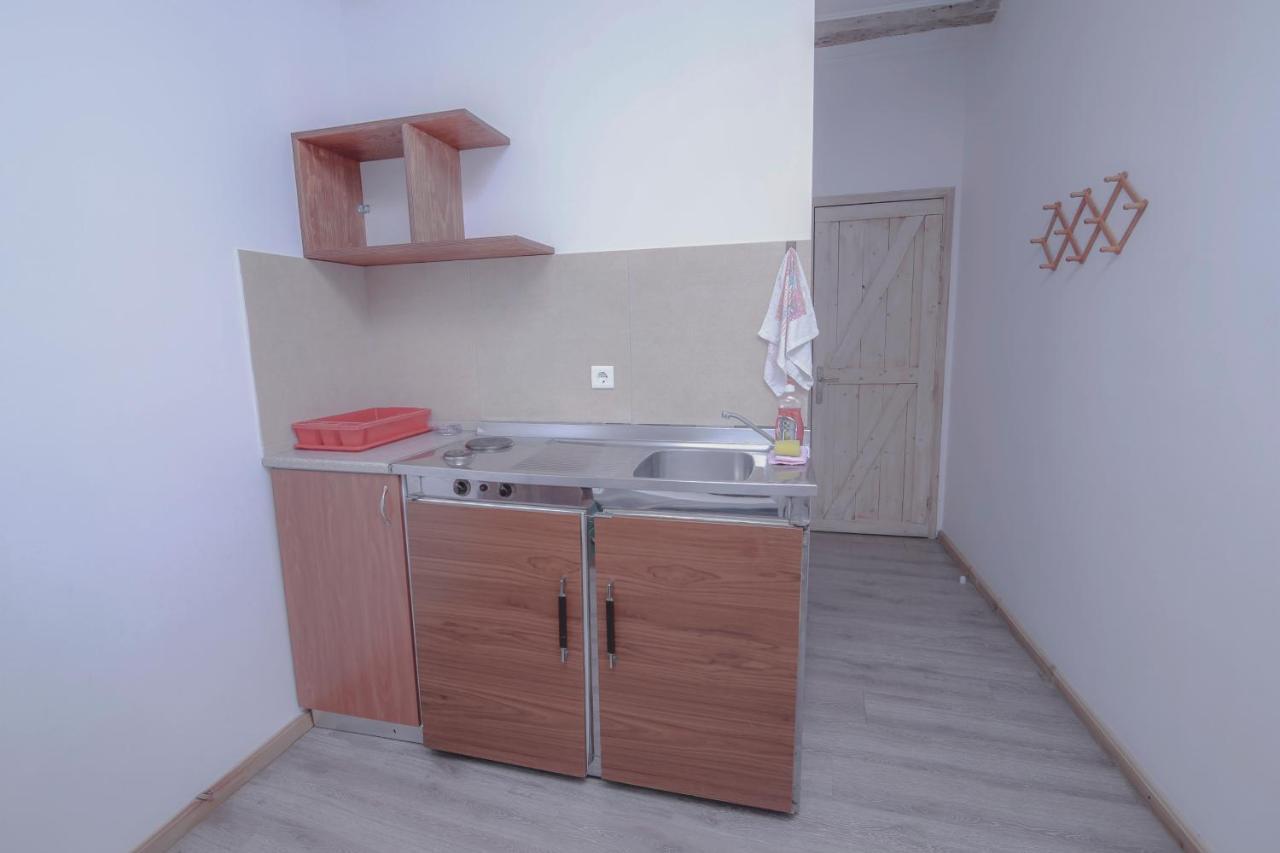 Orfeas Studios Vasiliki Exteriör bild
